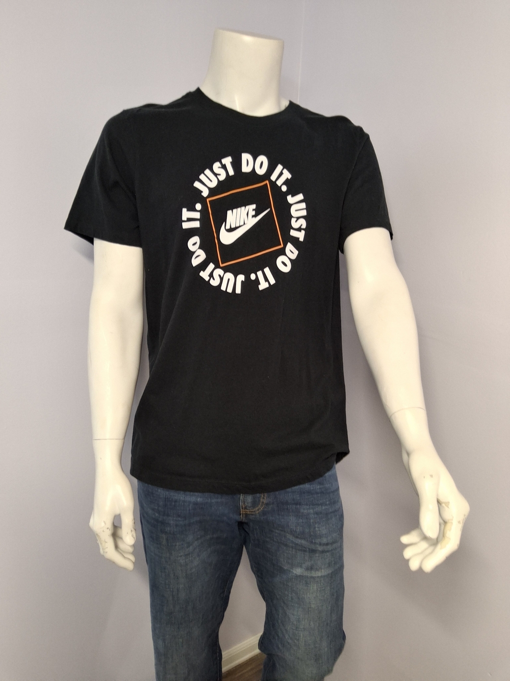Nike Men’s Black Short-Sleeve 'Just Do It' Graphic Tee with Orange Accent